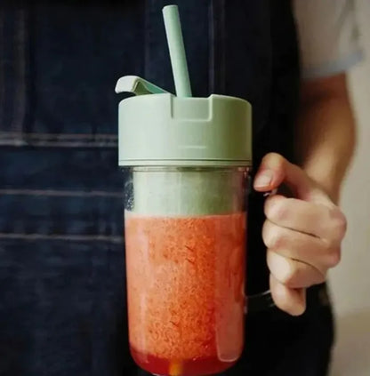 Professional Mini Juicer – Portable Blender &amp; Smoothie Maker